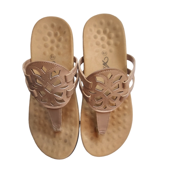 Athlefit Shoes - Athlefit Orthopedic Sandals with Comfort Bubbles & Arch Support Size 8.5 EUC